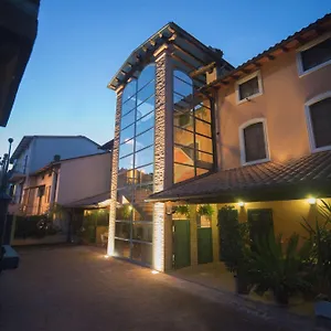 Bed & Breakfast Residenze L'uncinaia House, Perugia